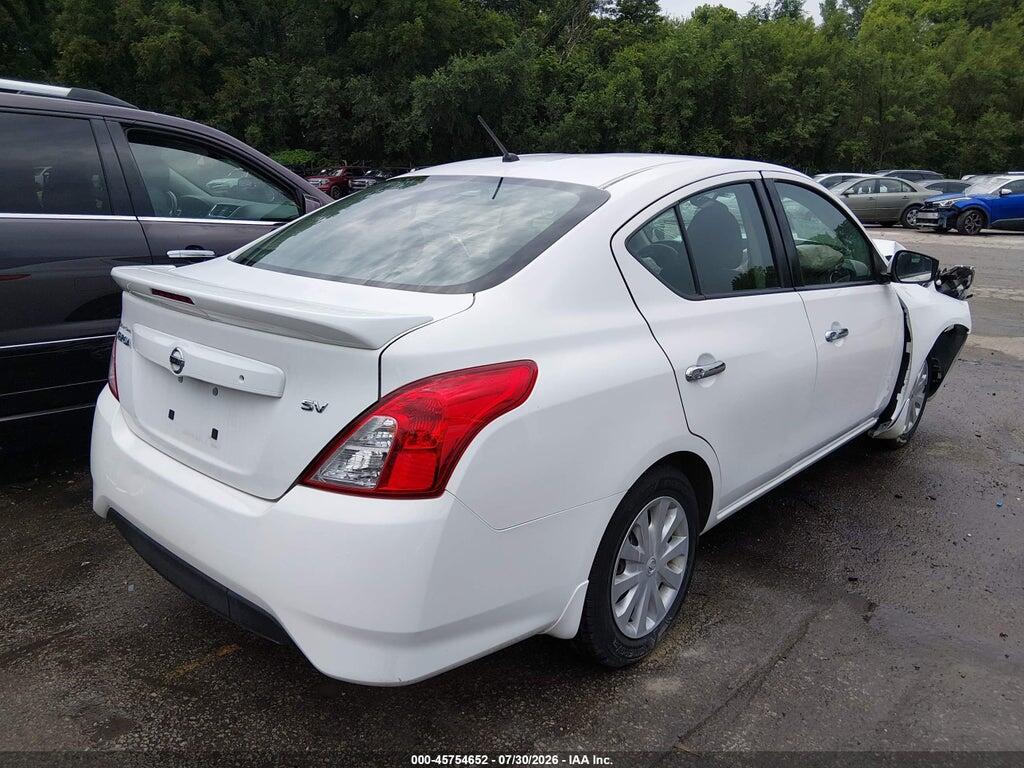 3N1CN7AP1HL810645 2017 NISSAN VERSA photo no. 4