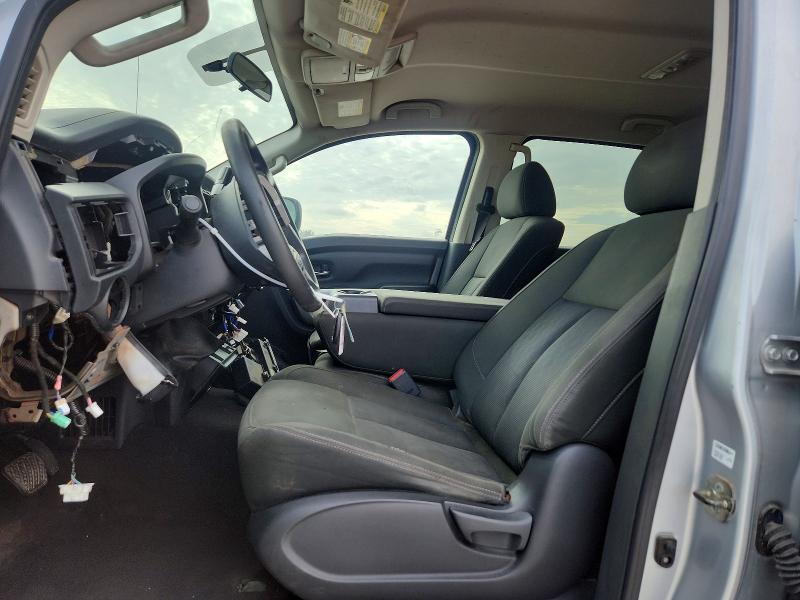 2017 NISSAN TITAN S — Фото 7 из 13