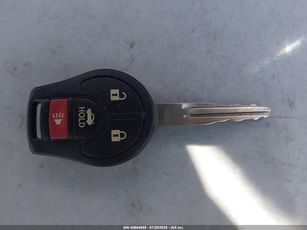 3N1CN7AP3HL815586 2017 NISSAN VERSA photo no. 11