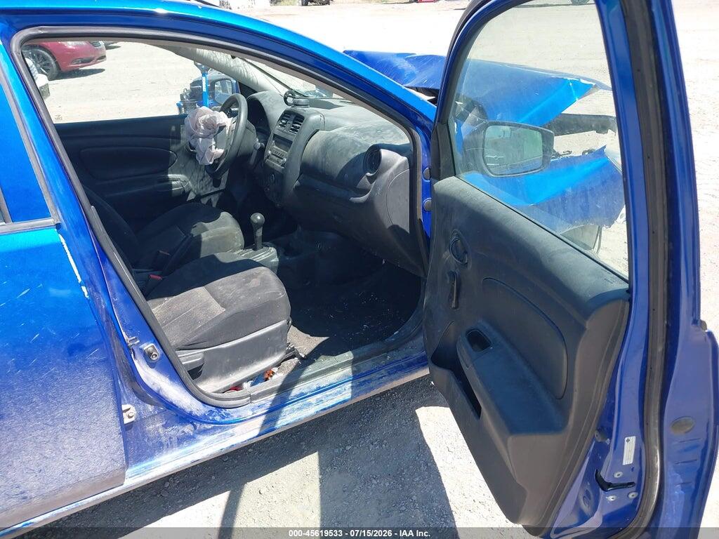 3N1CN7AP1HL832435 2017 NISSAN VERSA photo no. 5
