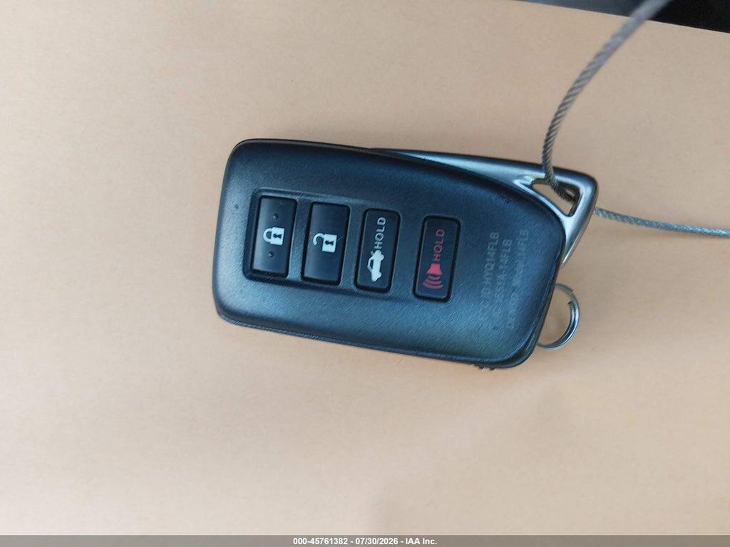 JTHA81F29M5046686 2021 LEXUS IS 300 photo no. 11