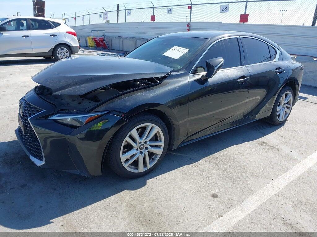 JTHCA1D22M5114858 2021 LEXUS IS 300 photo no. 2