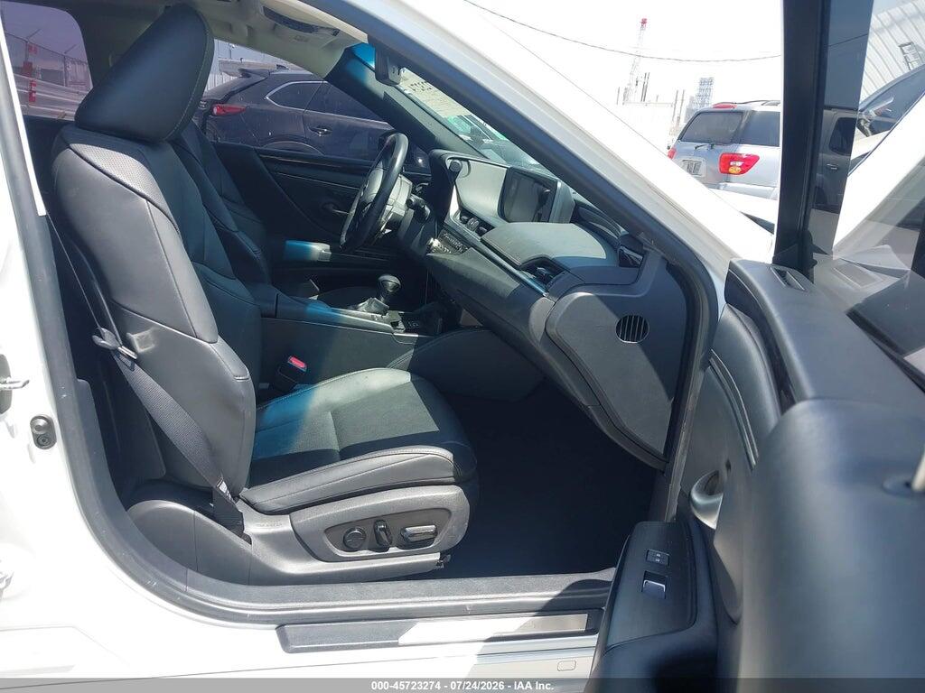 58ADA1C19MU008478 2021 LEXUS ES 300H photo no. 5