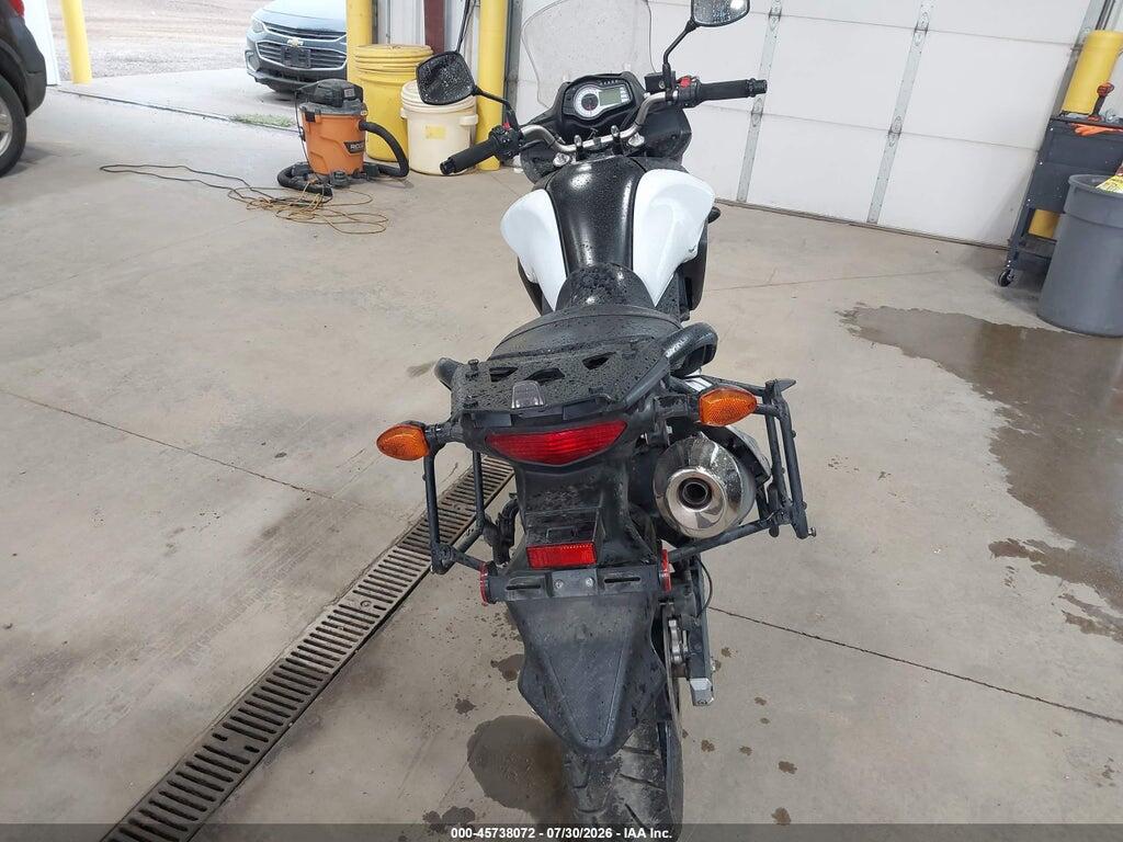 JS1VP56A8E2100142 2014 SUZUKI DL650 photo no. 6