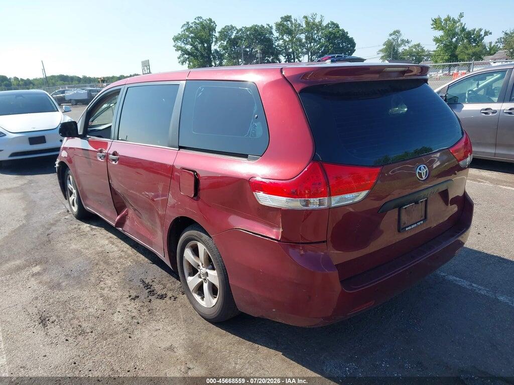 5TDZK3DC9ES504493 2014 TOYOTA SIENNA photo no. 3
