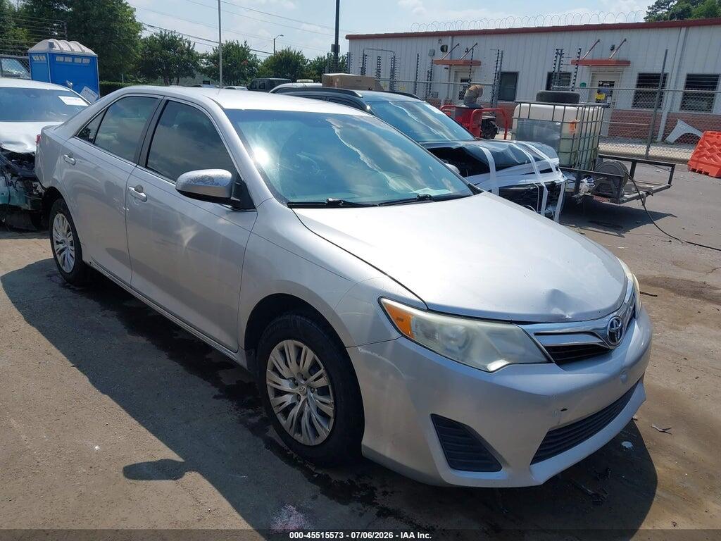 4T1BF1FKXEU779229 2014 TOYOTA CAMRY photo no. 1