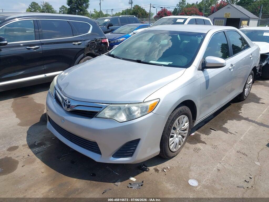 4T1BF1FKXEU779229 2014 TOYOTA CAMRY photo no. 2