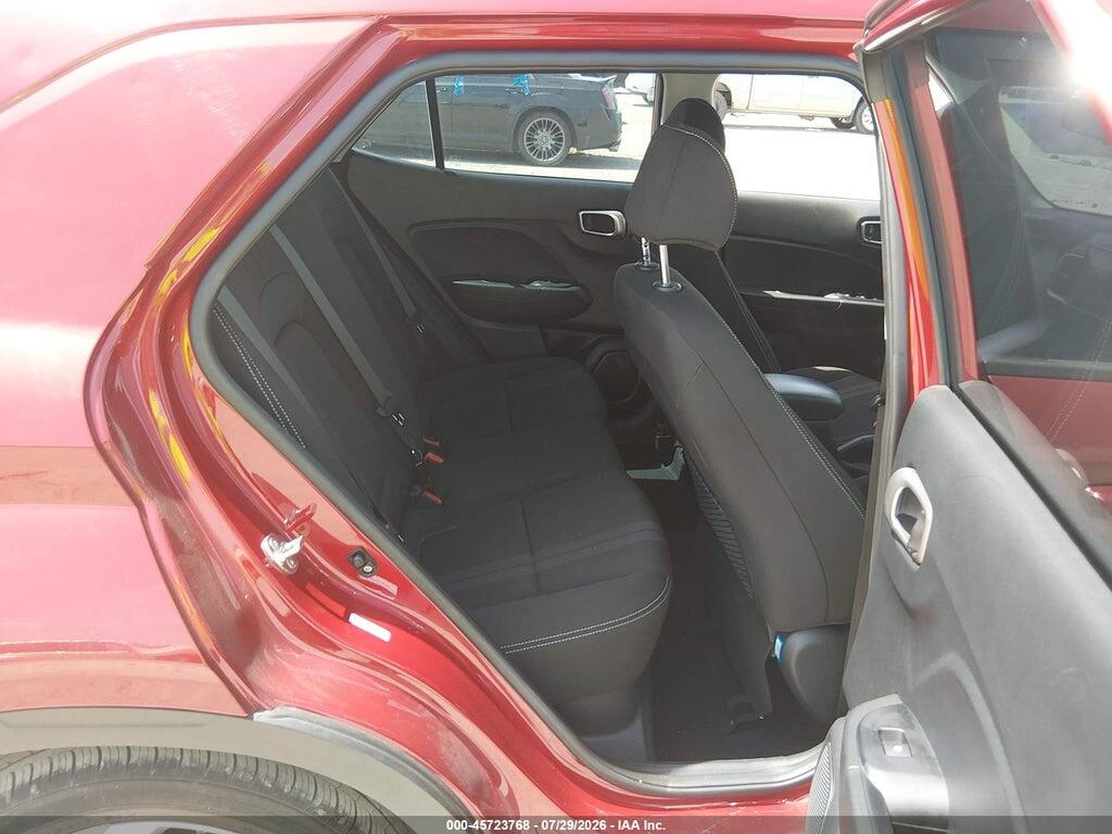 KMHRC8A33RU332117 2024 HYUNDAI VENUE photo no. 8