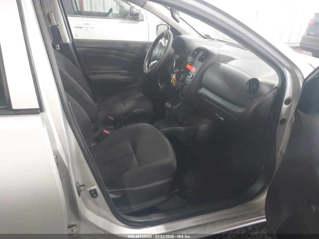 3N1CN7AP4GL857764 2016 NISSAN VERSA photo no. 5