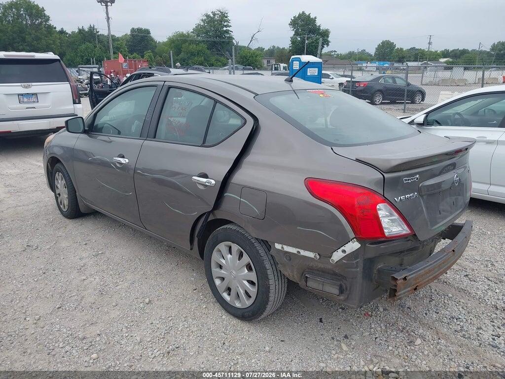 3N1CN7AP1GL834717 2016 NISSAN VERSA photo no. 3
