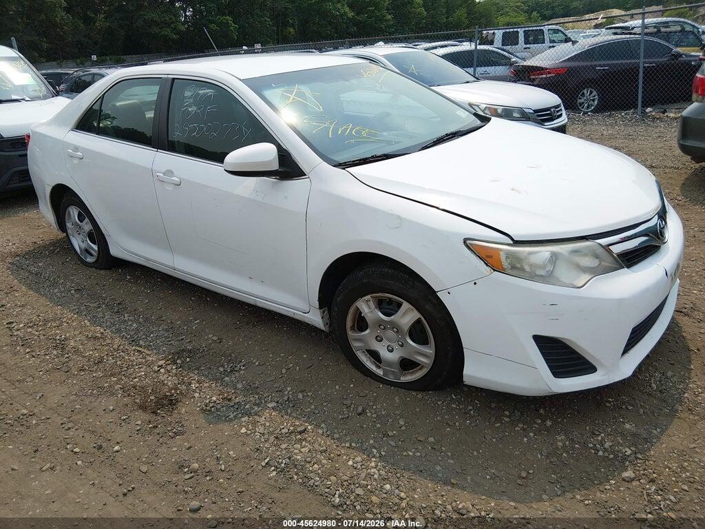 4T1BF1FK3EU865756 2014 TOYOTA CAMRY photo no. 1
