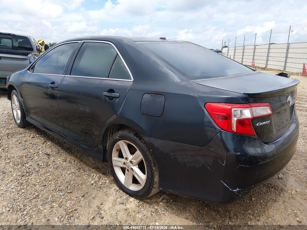 4T1BF1FK6EU858820 2014 TOYOTA CAMRY photo no. 3