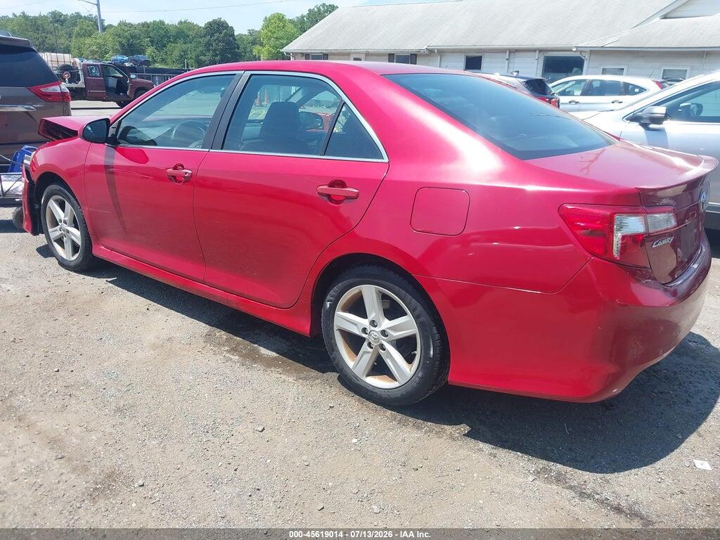 4T1BF1FK3EU815603 2014 TOYOTA CAMRY photo no. 3