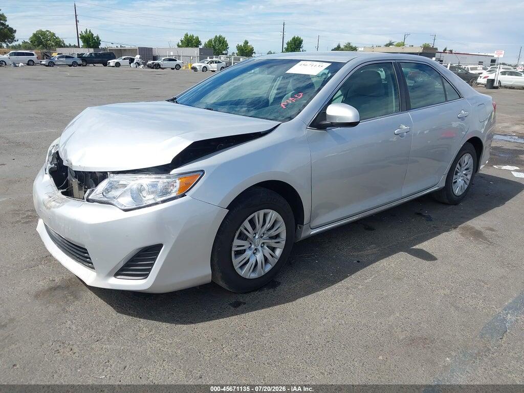 4T4BF1FK3ER397520 2014 TOYOTA CAMRY photo no. 2