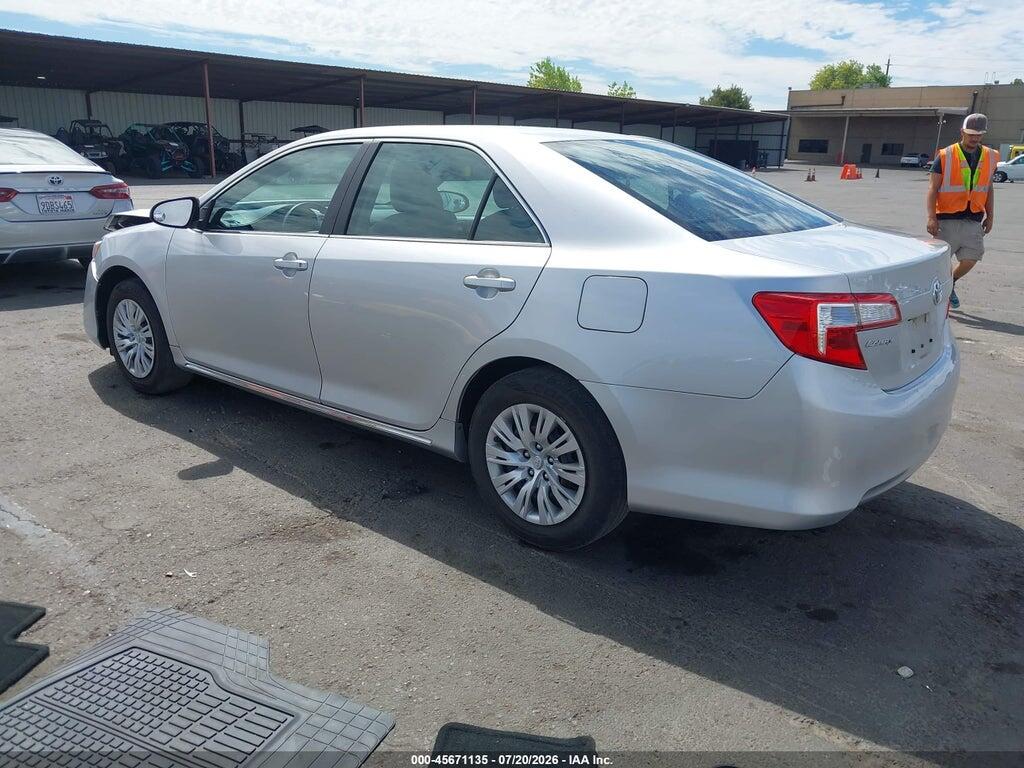 4T4BF1FK3ER397520 2014 TOYOTA CAMRY photo no. 3