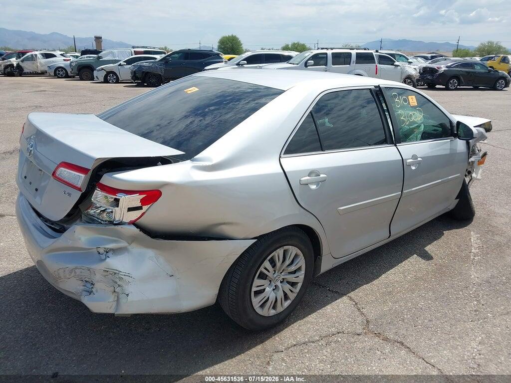 4T1BF1FK6EU403658 2014 TOYOTA CAMRY photo no. 4