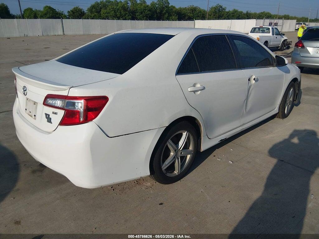 4T1BF1FK2EU738786 2014 TOYOTA CAMRY photo no. 4