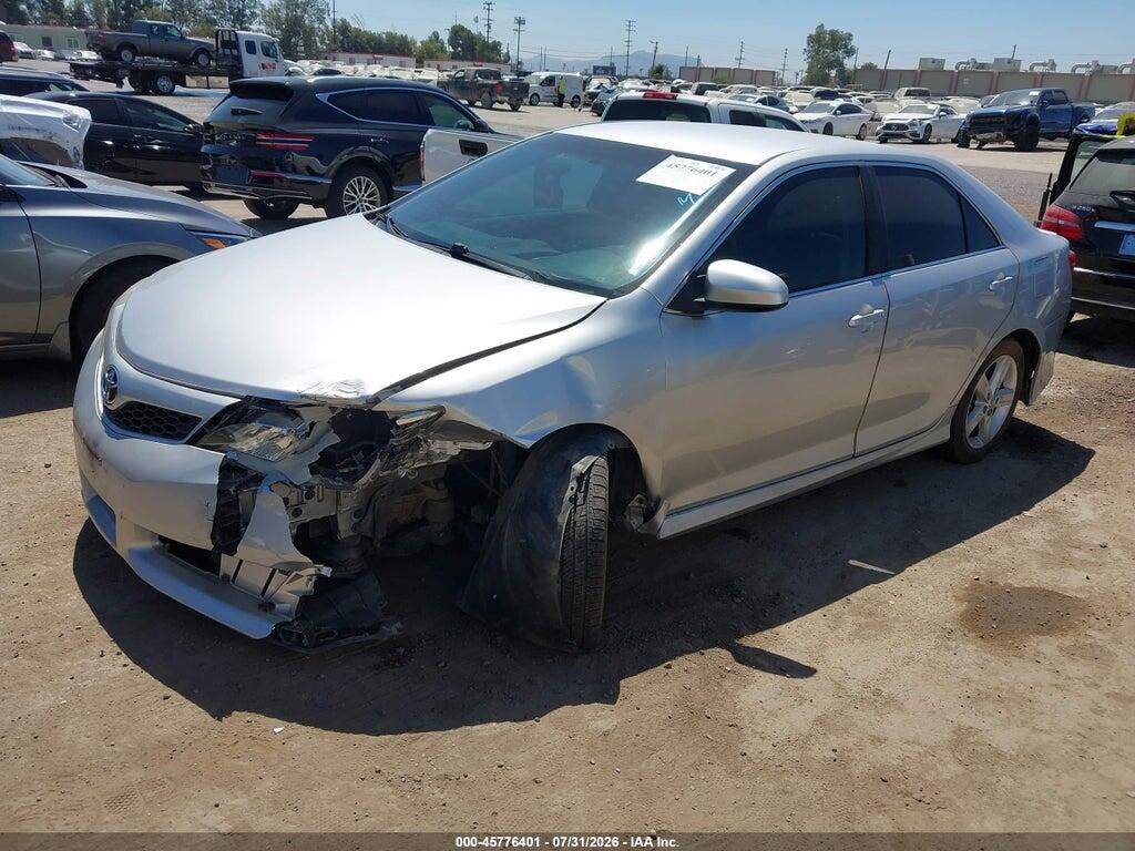 4T1BF1FK3EU759646 2014 TOYOTA CAMRY photo no. 2