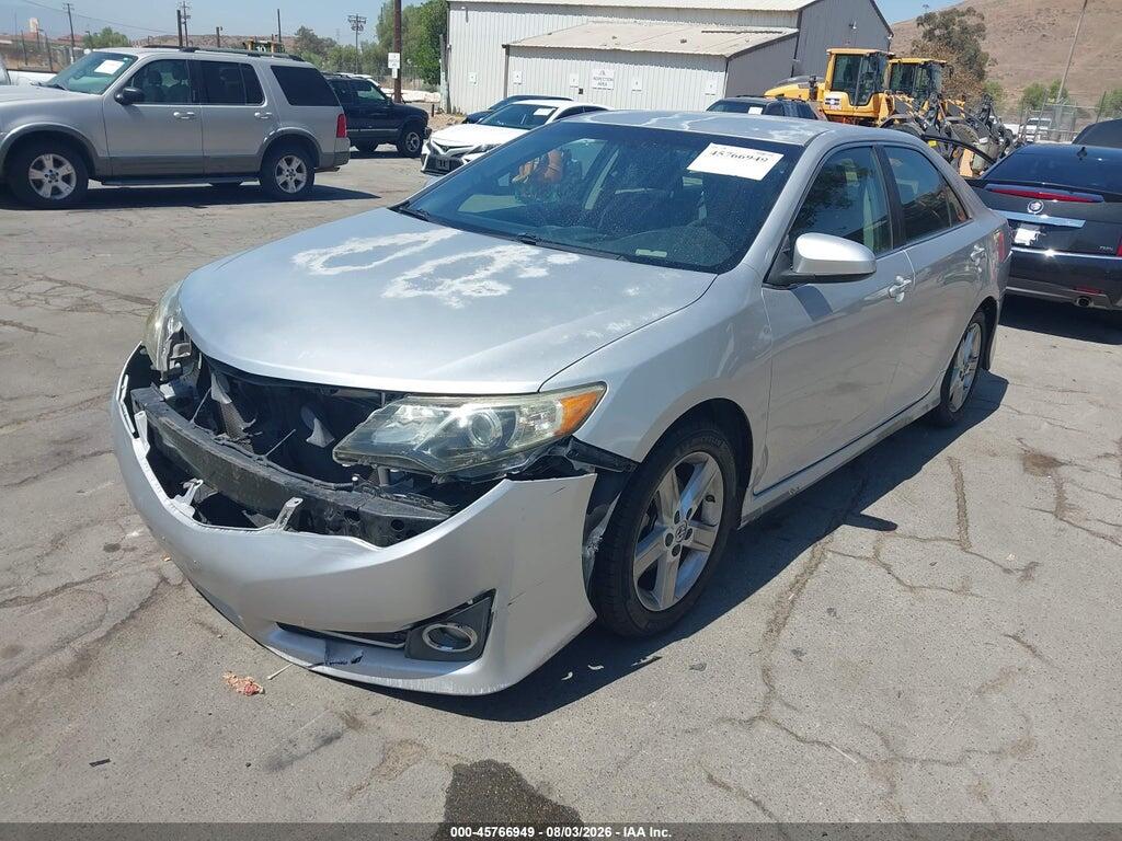 4T1BF1FK5EU798609 2014 TOYOTA CAMRY photo no. 2