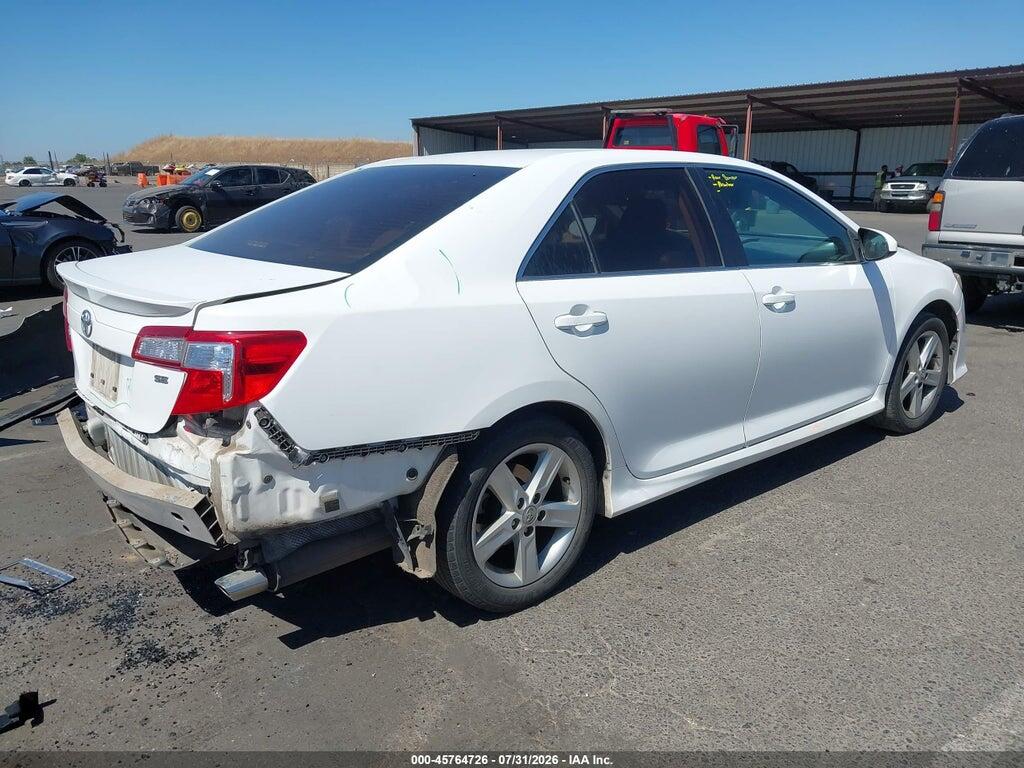 4T1BF1FK3EU793750 2014 TOYOTA CAMRY photo no. 4