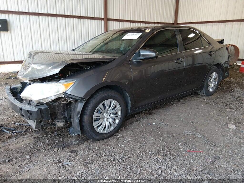 4T1BF1FK2EU842968 2014 TOYOTA CAMRY photo no. 2