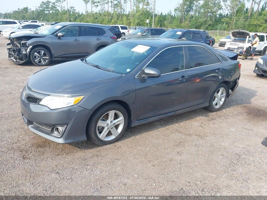 4T1BF1FK3EU343466 2014 TOYOTA CAMRY photo no. 2