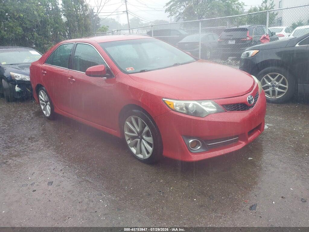 4T1BF1FK0EU826901 2014 TOYOTA CAMRY photo no. 1