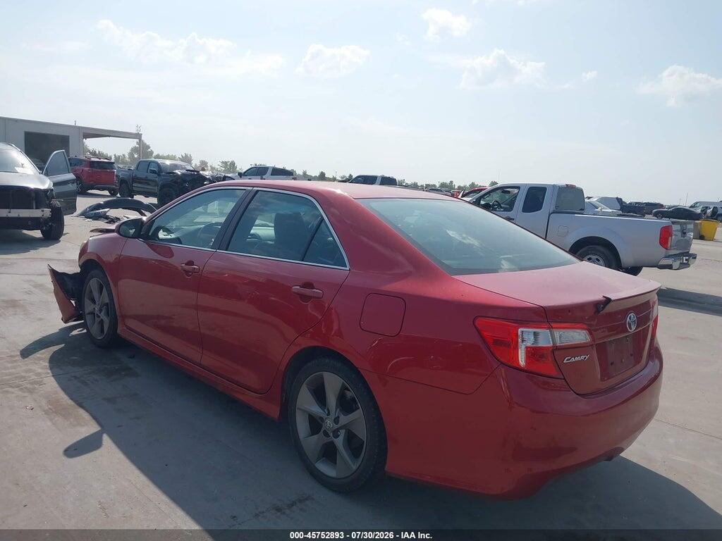 4T1BF1FK9EU824872 2014 TOYOTA CAMRY photo no. 3