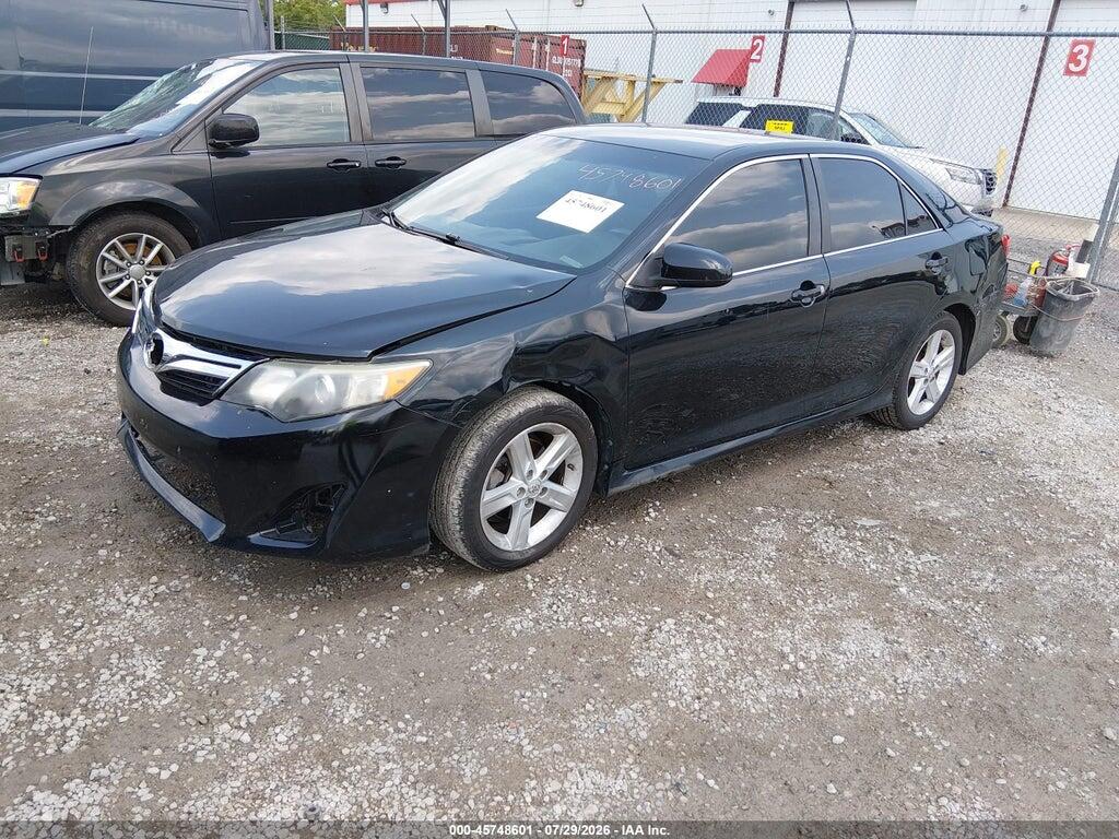 4T1BF1FK7EU316447 2014 TOYOTA CAMRY photo no. 2