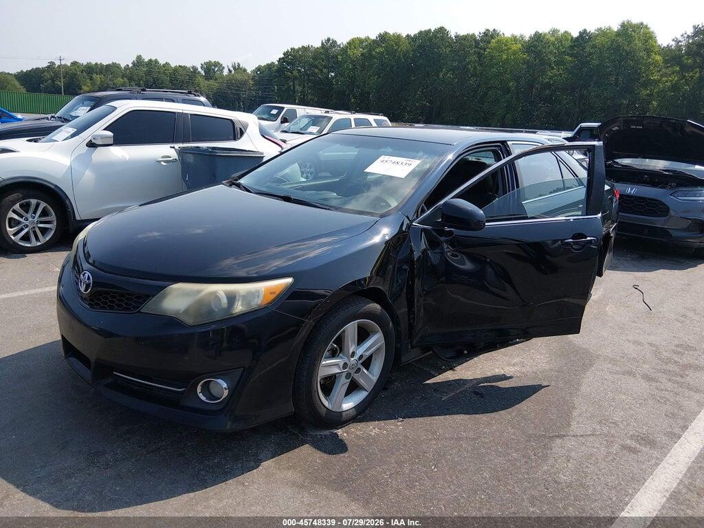 4T1BF1FK3EU380808 2014 TOYOTA CAMRY photo no. 2