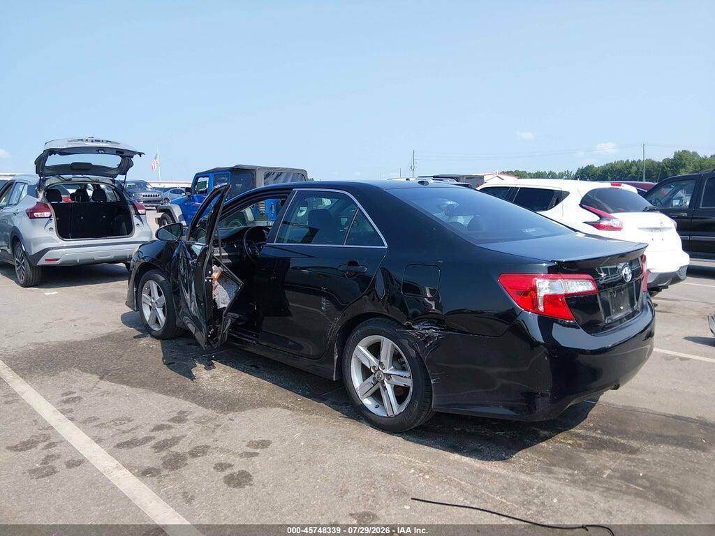 4T1BF1FK3EU380808 2014 TOYOTA CAMRY photo no. 3