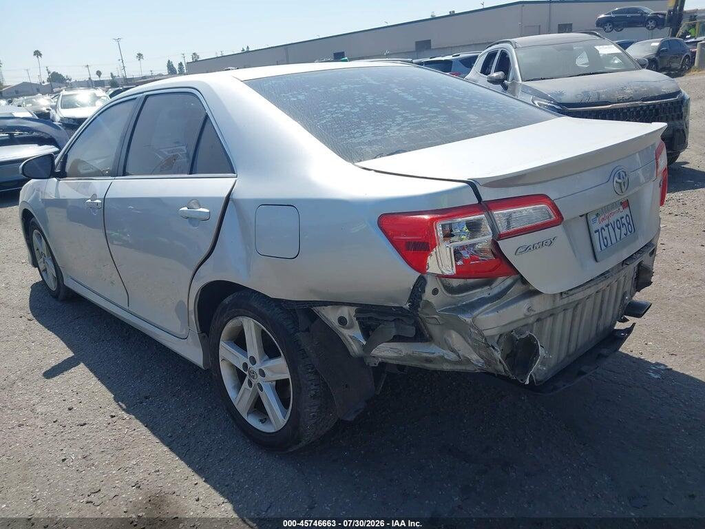 4T1BF1FK3EU449898 2014 TOYOTA CAMRY photo no. 3
