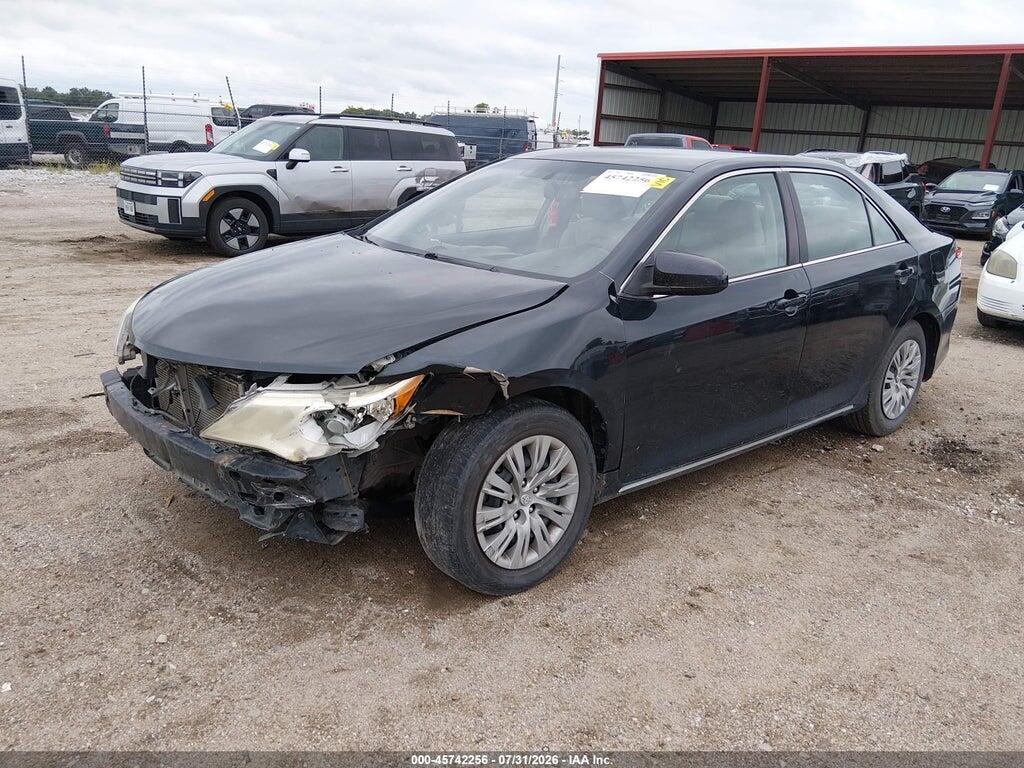 4T1BF1FK7EU404074 2014 TOYOTA CAMRY photo no. 2