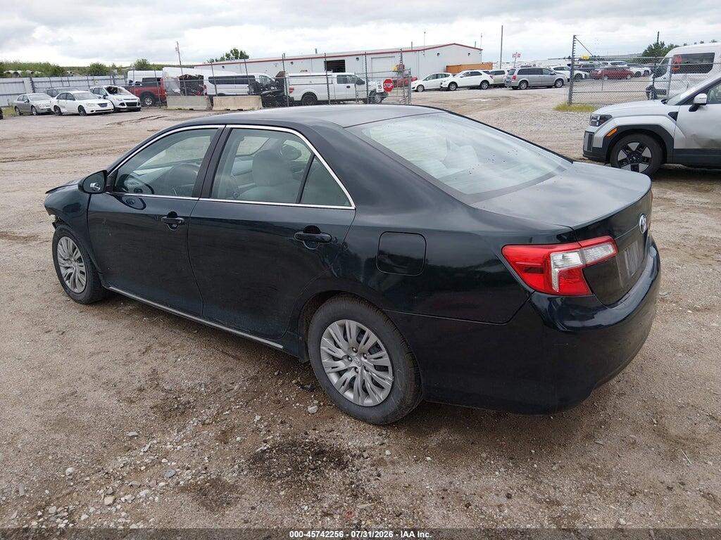 4T1BF1FK7EU404074 2014 TOYOTA CAMRY photo no. 3