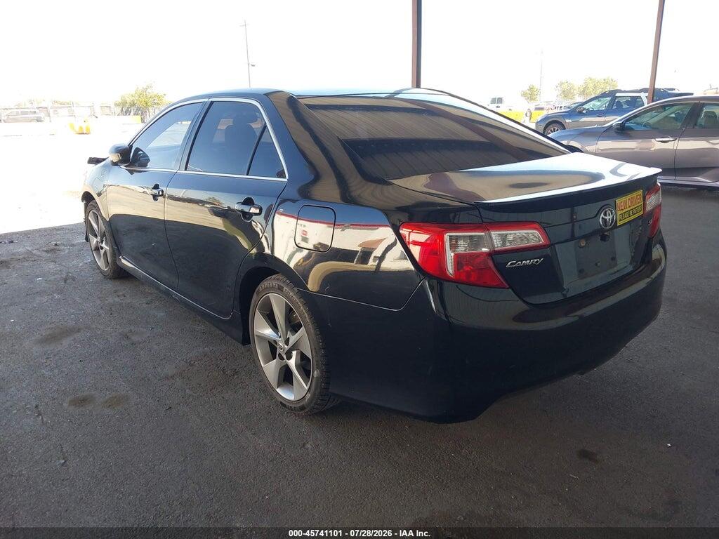 4T1BF1FK3EU352233 2014 TOYOTA CAMRY photo no. 3