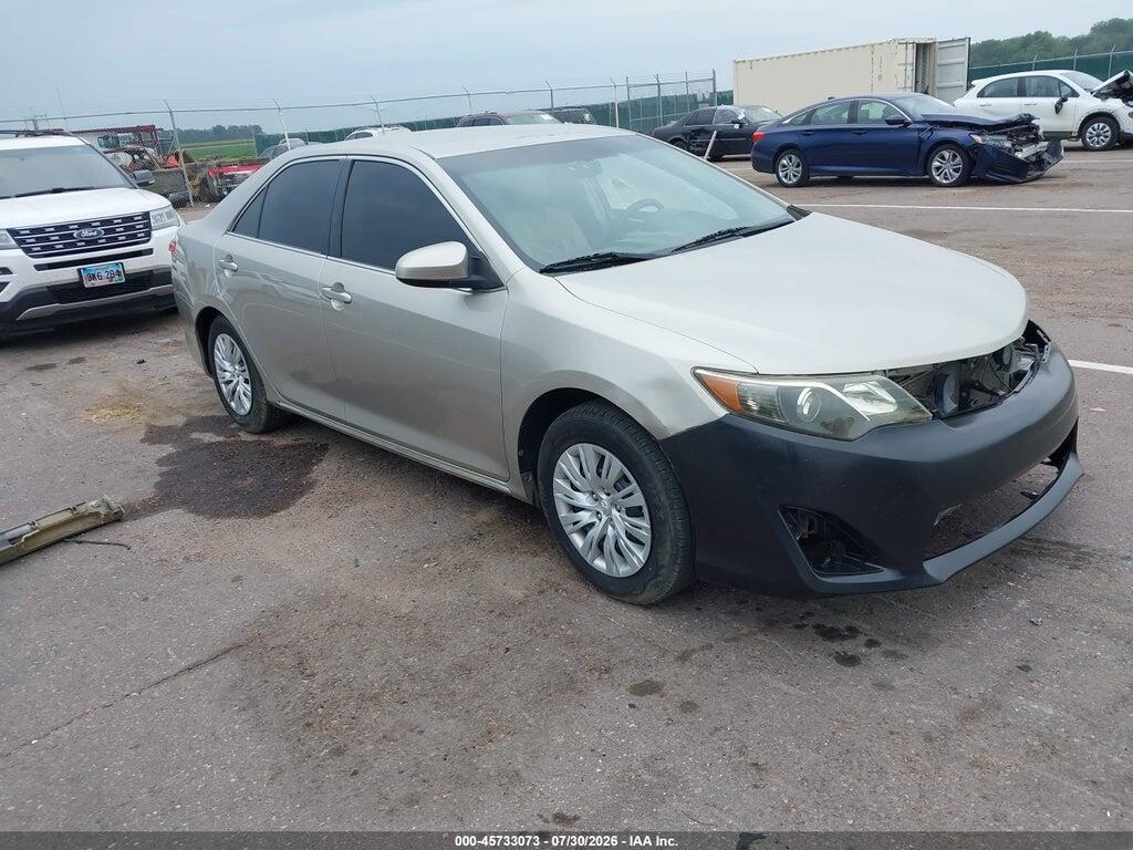 4T4BF1FK2ER426988 2014 TOYOTA CAMRY photo no. 1