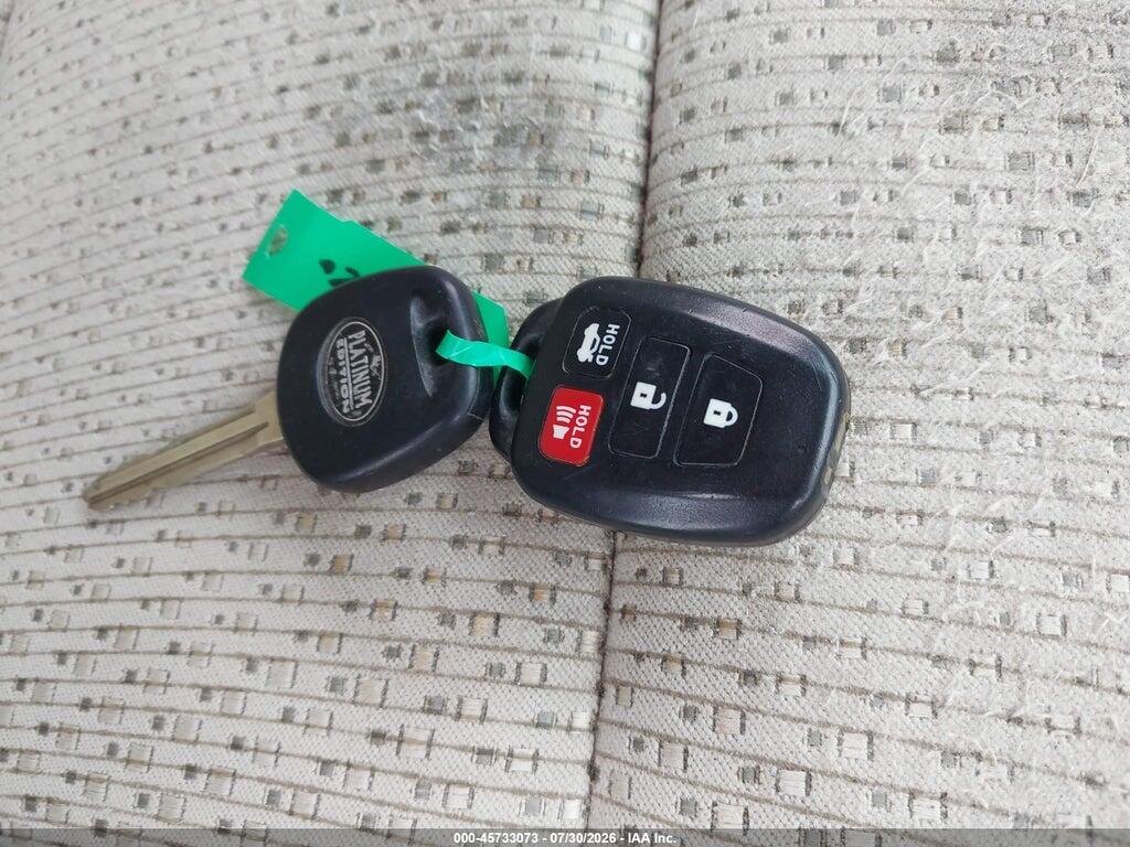 4T4BF1FK2ER426988 2014 TOYOTA CAMRY photo no. 11