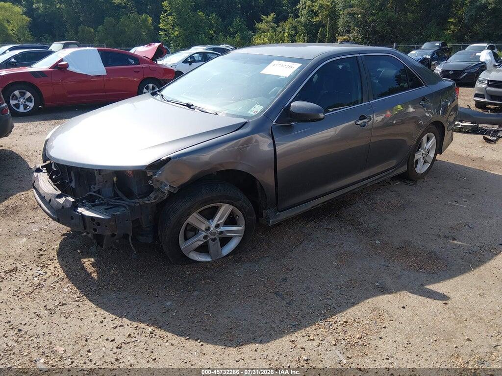 4T1BF1FK9EU396706 2014 TOYOTA CAMRY photo no. 2