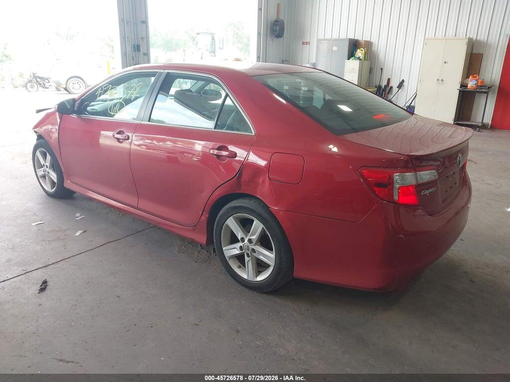 4T1BF1FK1EU815745 2014 TOYOTA CAMRY photo no. 3