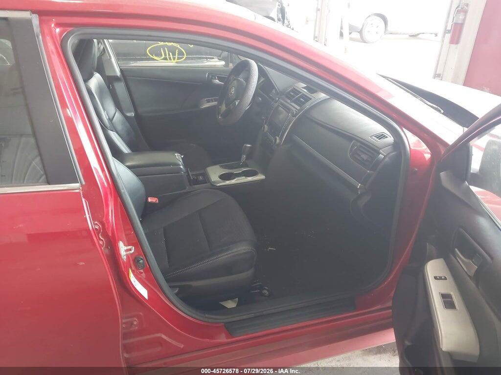 4T1BF1FK1EU815745 2014 TOYOTA CAMRY photo no. 5