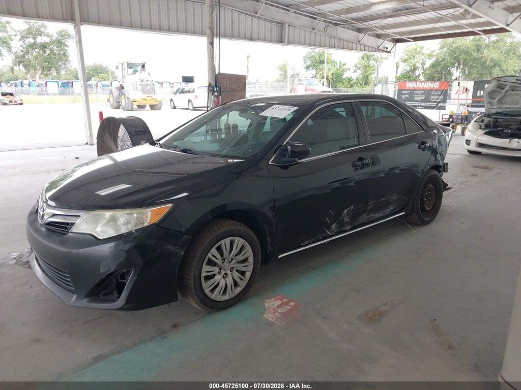 4T1BF1FK7EU353286 2014 TOYOTA CAMRY photo no. 2
