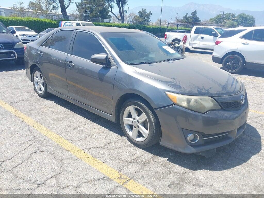 4T1BF1FK0EU365750 2014 TOYOTA CAMRY photo no. 1