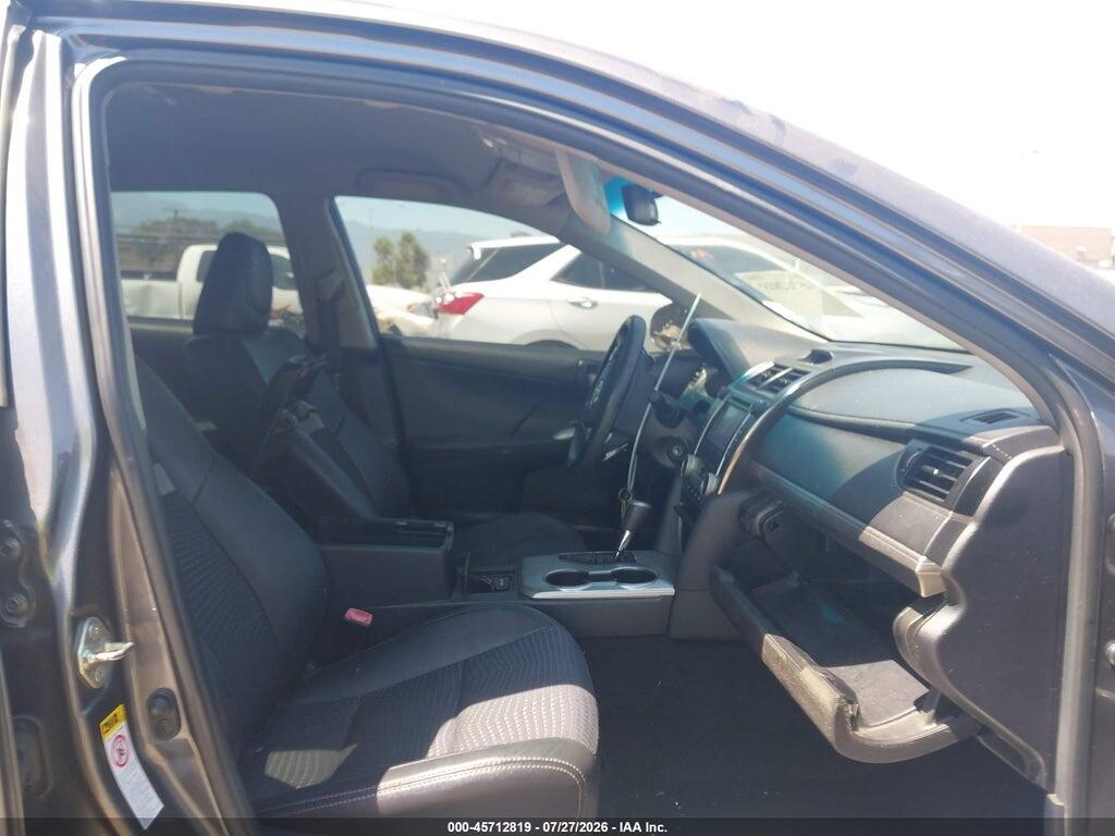 4T1BF1FK0EU365750 2014 TOYOTA CAMRY photo no. 5
