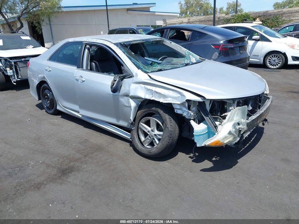 4T1BF1FK0EU747681 2014 TOYOTA CAMRY photo no. 1