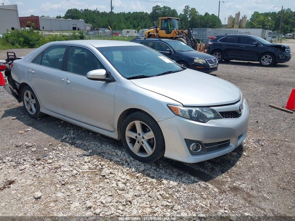 4T1BF1FK0EU816997 2014 TOYOTA CAMRY photo no. 1