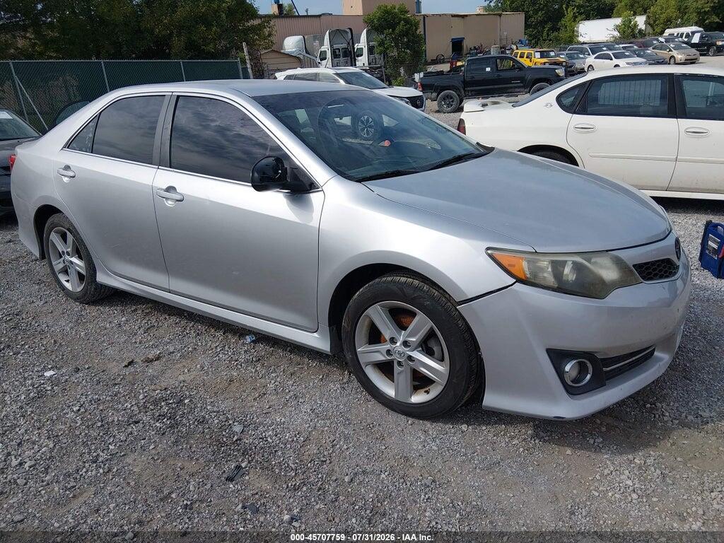 4T1BF1FKXEU312702 2014 TOYOTA CAMRY photo no. 1