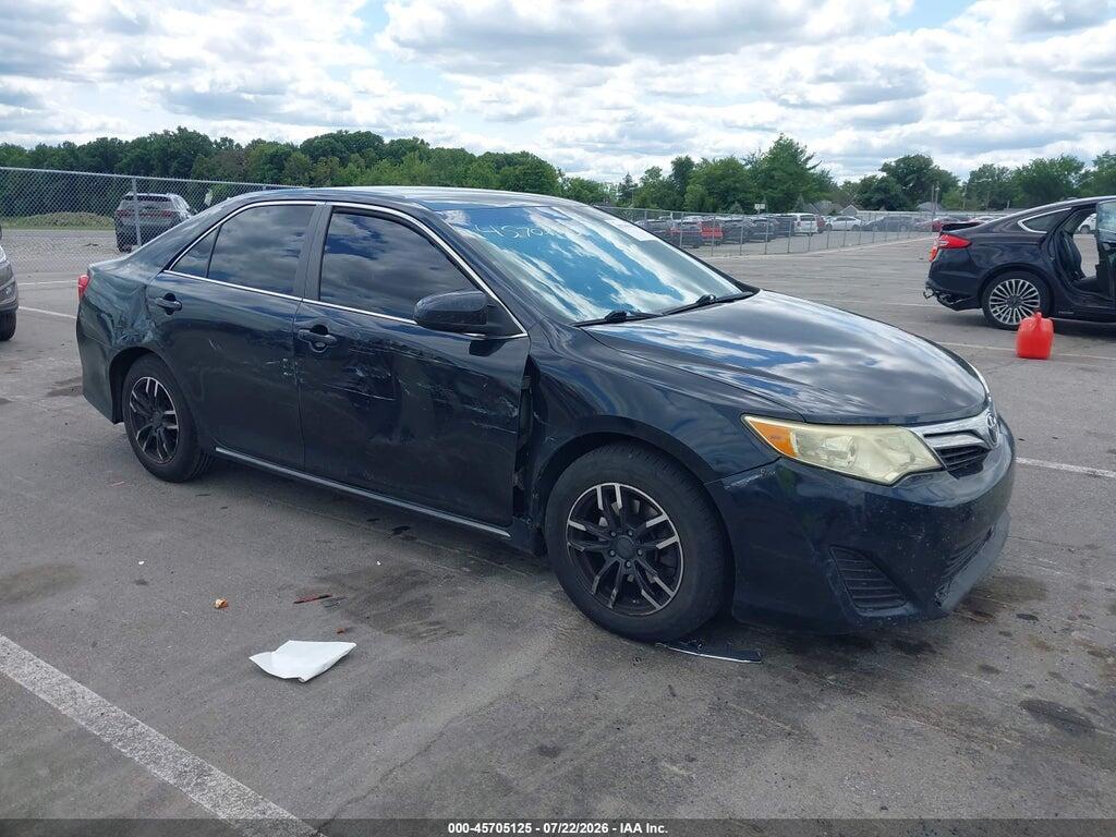 4T1BF1FK3EU413547 2014 TOYOTA CAMRY photo no. 1