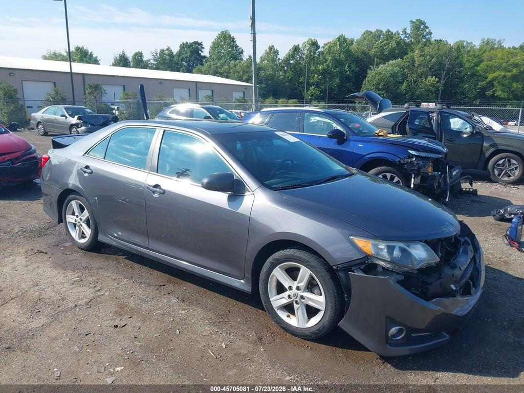 4T1BF1FK5EU321100 2014 TOYOTA CAMRY photo no. 1