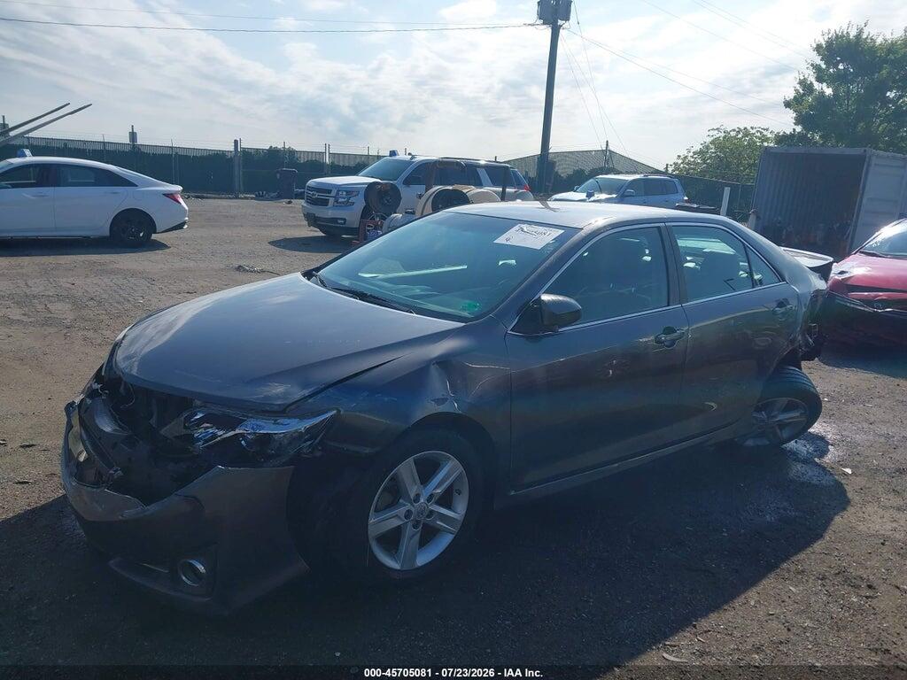 4T1BF1FK5EU321100 2014 TOYOTA CAMRY photo no. 2
