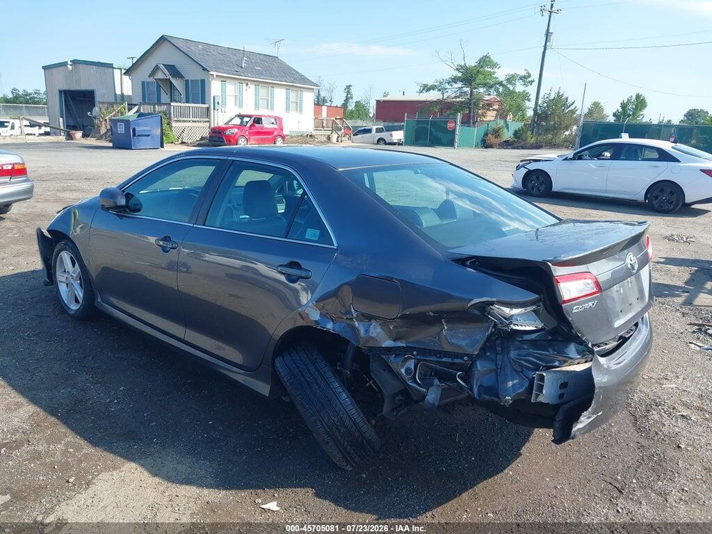 4T1BF1FK5EU321100 2014 TOYOTA CAMRY photo no. 3